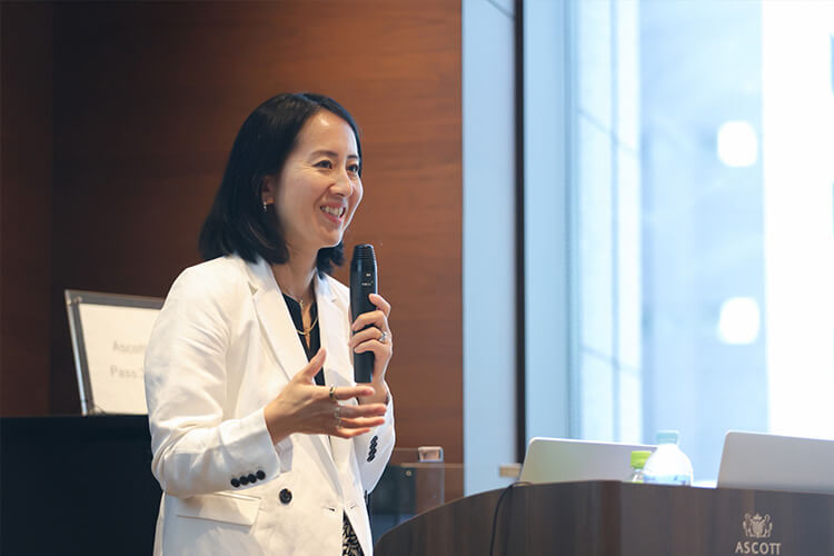 イベント・セミナー写真　講師写真